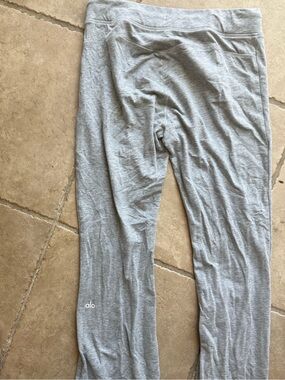 ALO Yoga Light Grey Sway Leggings